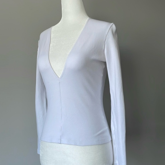 American Apparel White V neck 💟 - Picture 1 of 5